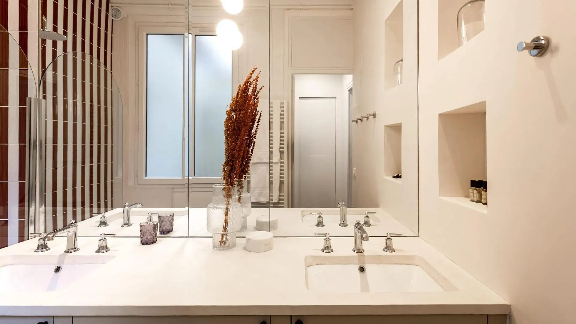 Habitat Parisien - Courcelles Parc Monceau Apartment